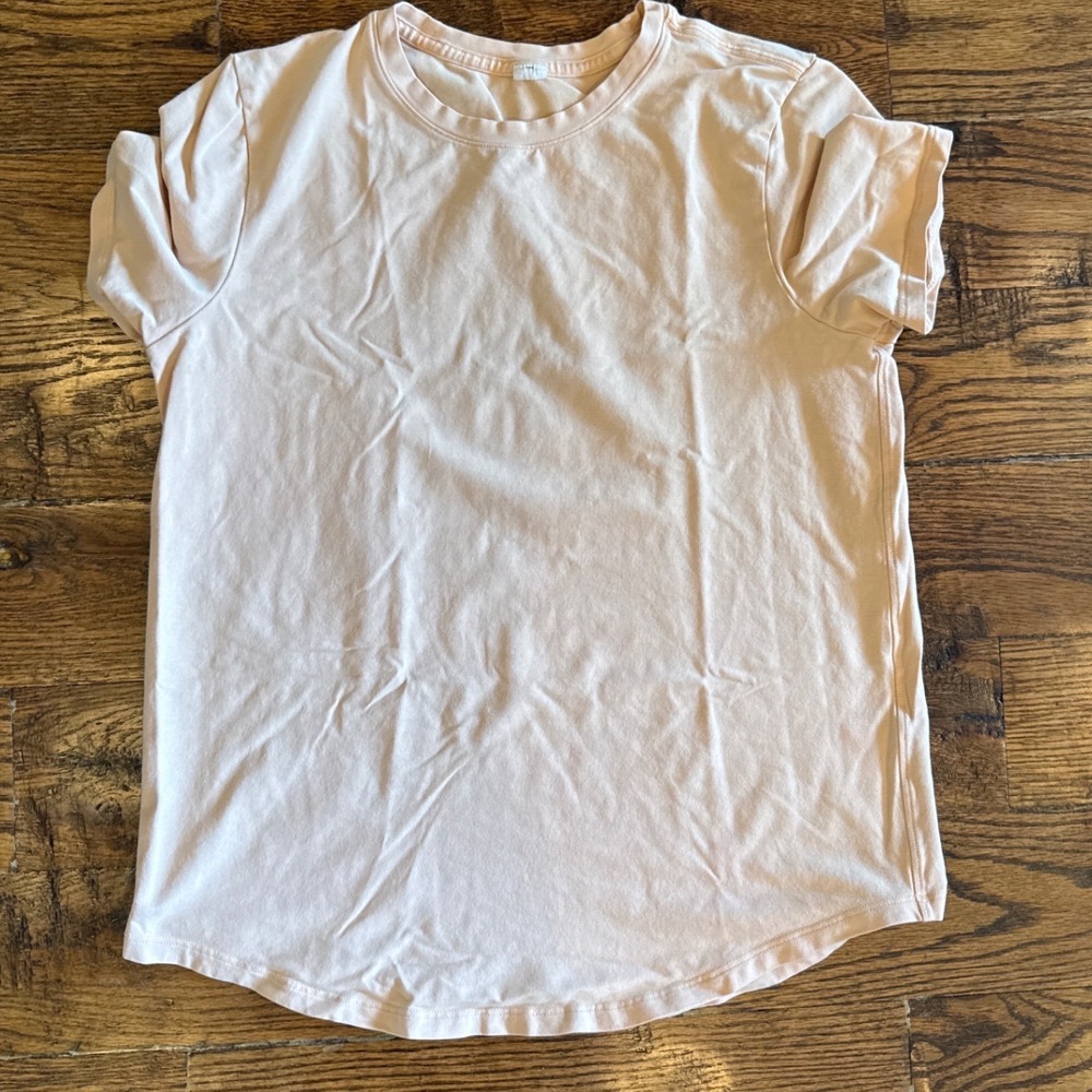 Lululemon Love Crew Short Sleeve T-Shirt Peach Pink Curved Hem Top #Yoga #Lulu